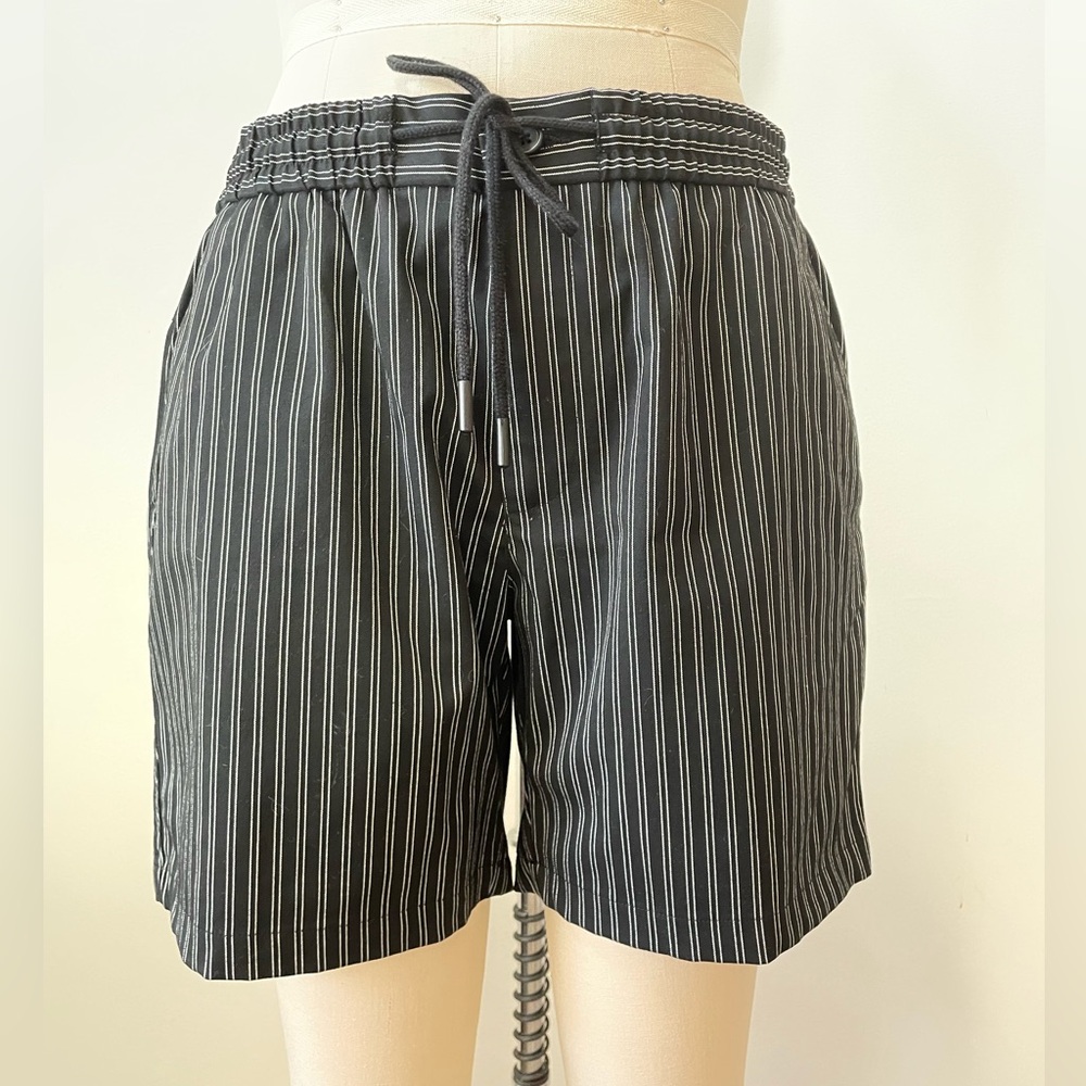Top Man Black and whit Pinstripe Shorts Size 34